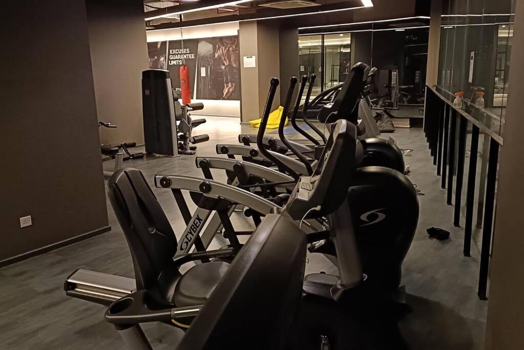 Apartment Cozy Flexus Signature 4 Guests Pool Nflix Hbo Kuala Lumpur